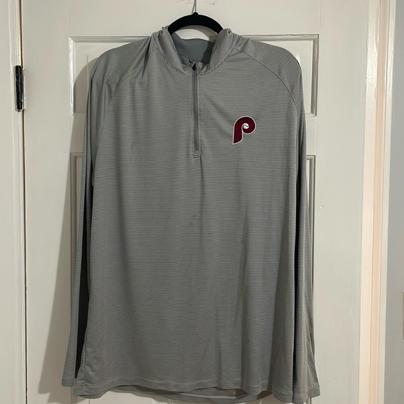 Philadelphia Louis Phillies Retro Quarter Zip - Picture 1 of 3